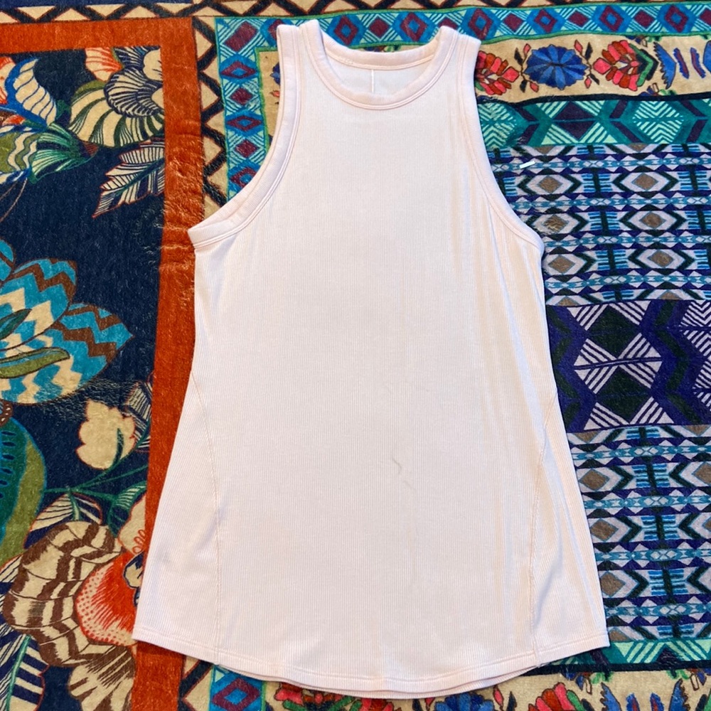 Lululemon Hold Tight Tank Pink Mist 6